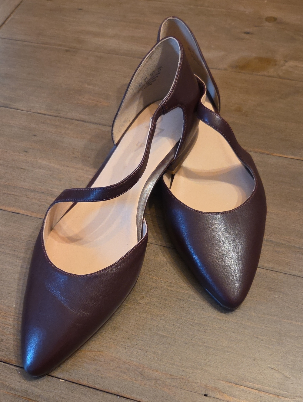 27 EDIT Naturalizer Heather Plum Leather Asymmetrical Flats 7W Wide